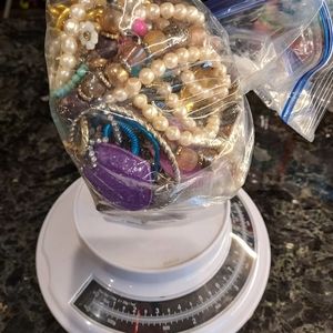 Miscellaneous Costume Jewelry (lot#4)